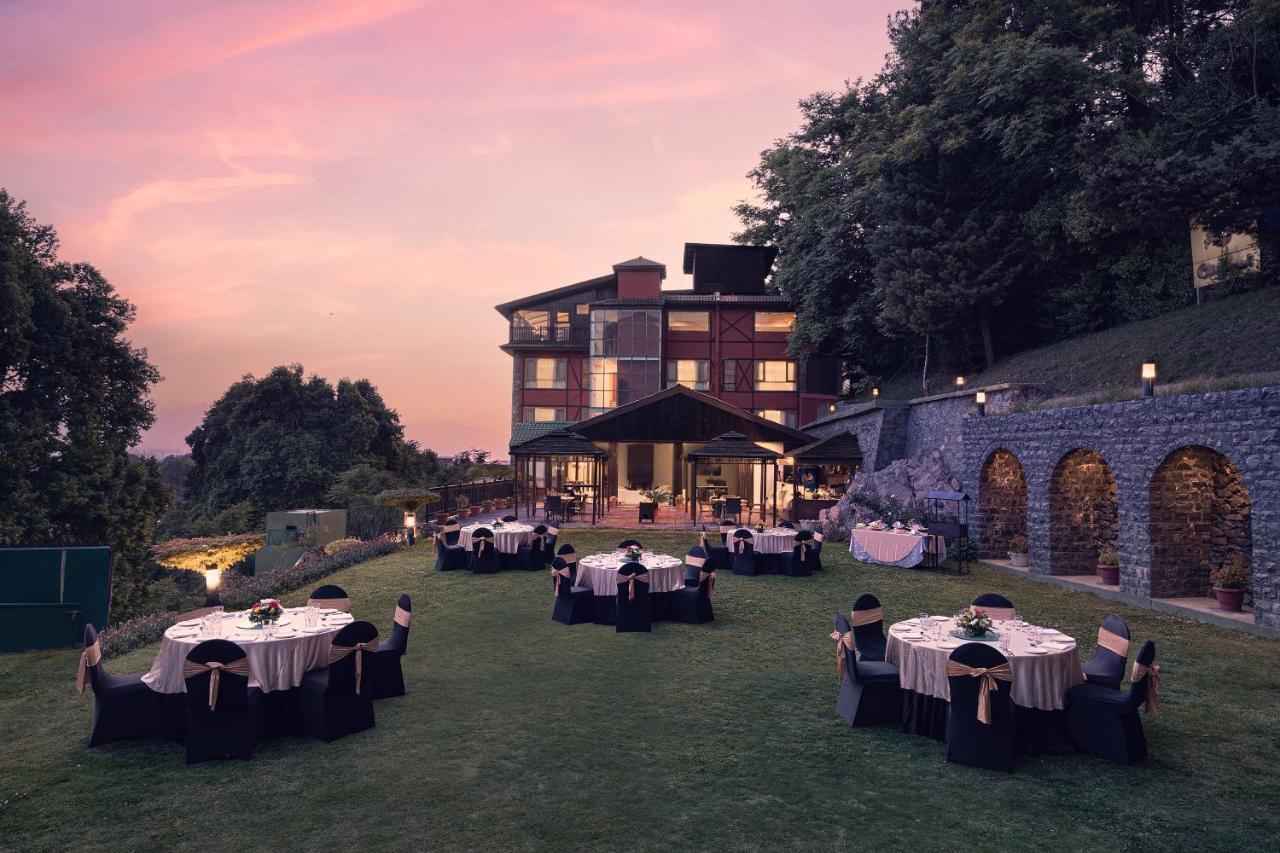 Golden Tulip Srinagar Hotell Eksteriør bilde