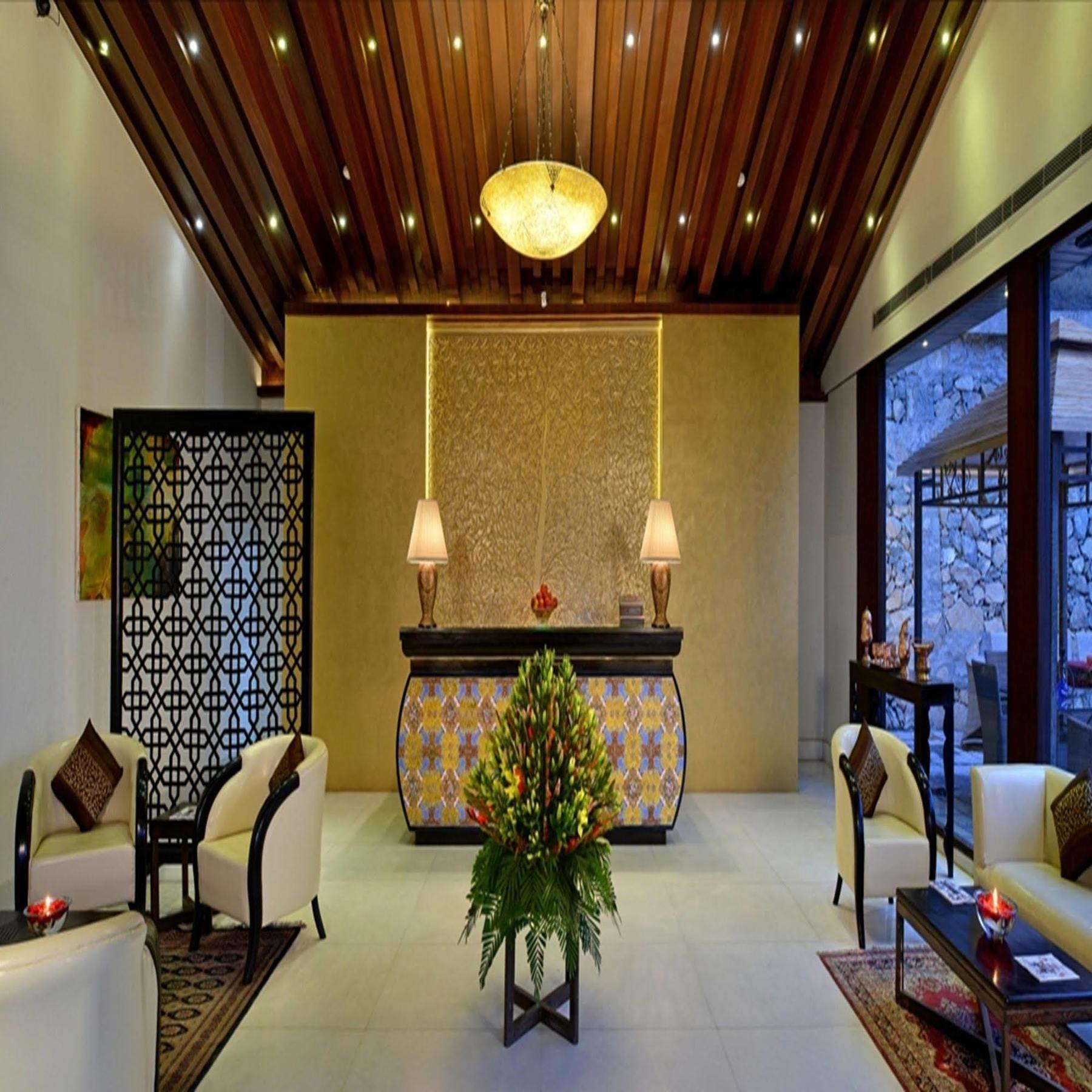 Golden Tulip Srinagar Hotell Eksteriør bilde