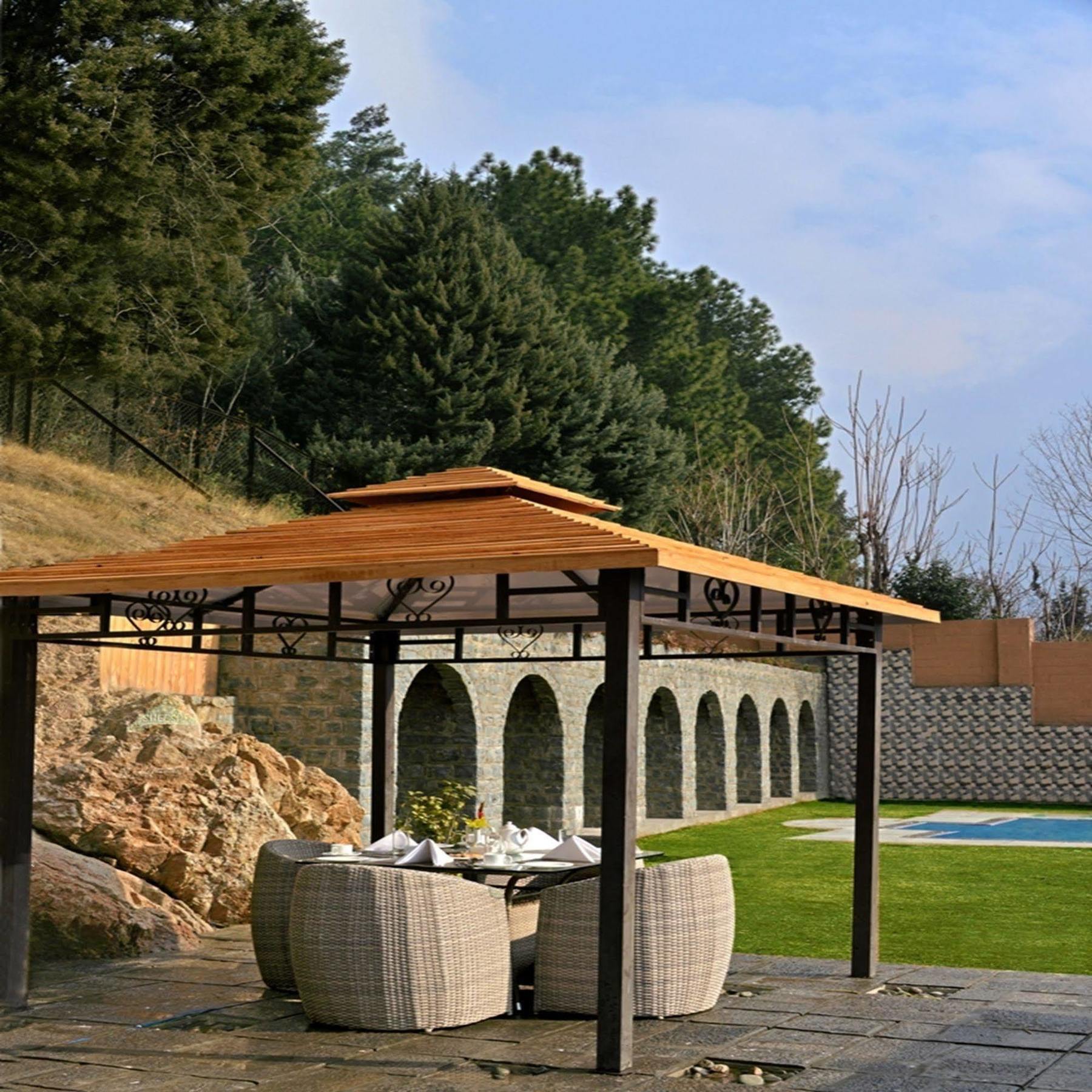 Golden Tulip Srinagar Hotell Eksteriør bilde